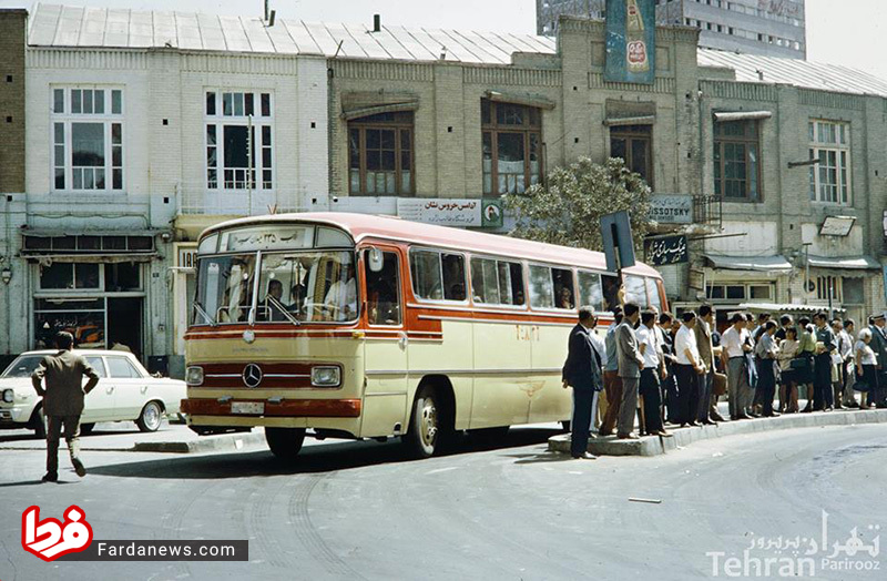 صف اتوبوس شرکت واحد در دوره پهلوی +عکس