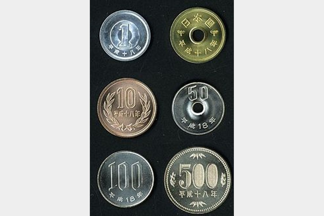 مرد ژاپنی ۱۸۹۴ سکه را بلعید +تصاویر